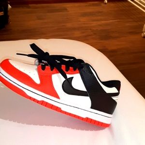 Dunks 75th anniversary